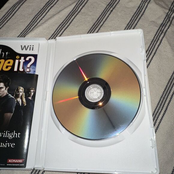 Scene It Twilight (Nintendo Wii, 2009) Manual - Tested and Works - Picture 3 of 3